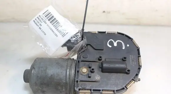 Volkswagen PASSAT B6 Wiper motor
