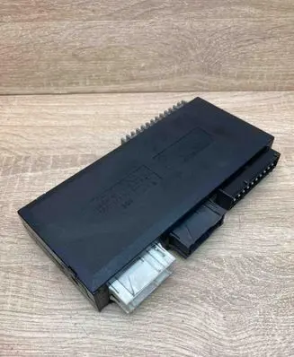 BMW 7 E38 Comfort/convenience module 8372140 60837710