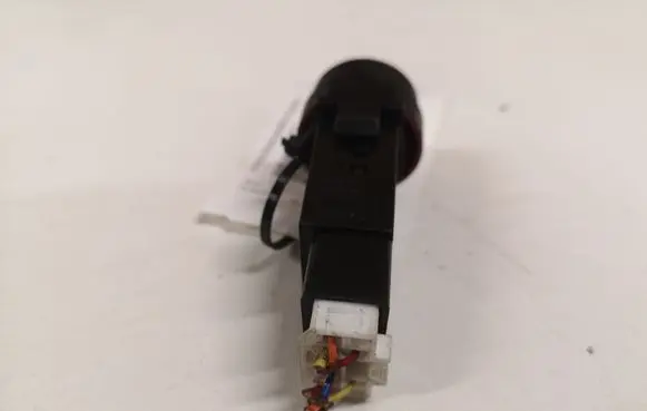 KIA Sorento Hazard light switch 864W0140 93730