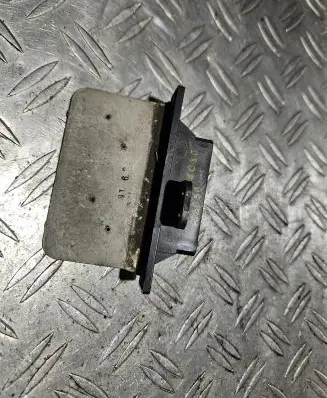 Nissan Sunny Heater blower motor/fan resistor 2715063C10
