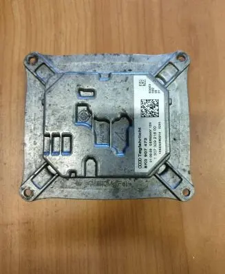 Audi A4 S4 B8 8K Headlight ballast module Xenon 130732921800 0907472 10EEG090314