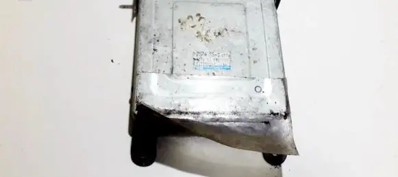 Mazda 323 Engine control unit/module e2t85086m z57418881