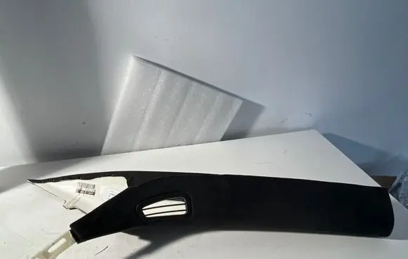 Chevrolet Corvette C8 Other sill/pillar trim element 85512191