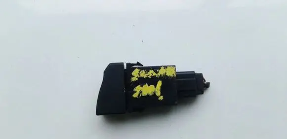Fog light switch