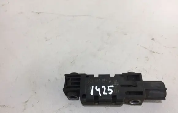 Audi A3 S3 8P Airbag deployment crash/impact sensor 8E0959651A