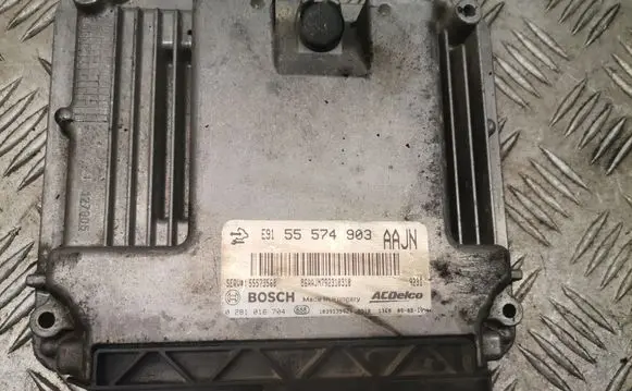 Opel Insignia A Engine control unit/module 55574903