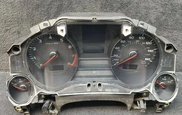 Audi A8 S8 D3 4E Speedometer (instrument cluster) 4E0920950C 110080101009 4E0910900