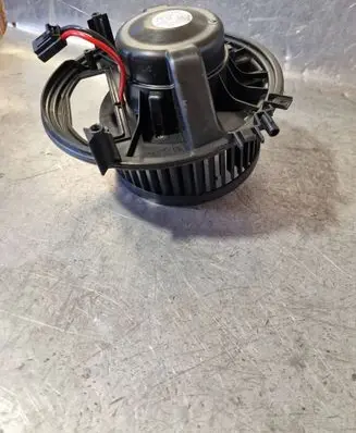 Volkswagen PASSAT B8 Heater fan/blower 3Q1819021A 151015 54228