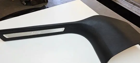 Jeep Grand Cherokee WL Front sill trim cover 6ML12TX7AB