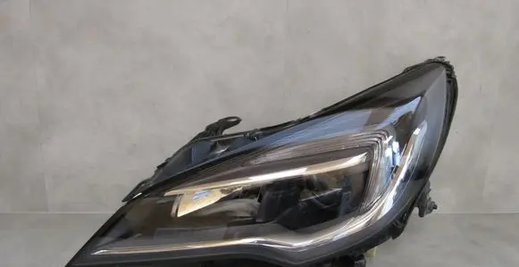 Opel Astra K Headlight/headlamp 39047198 7960300006 6519700000000X