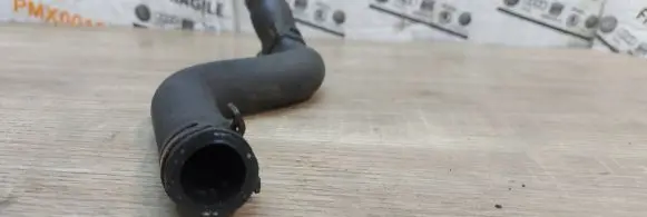 Volkswagen PASSAT B6 Engine coolant pipe/hose 1k0122073