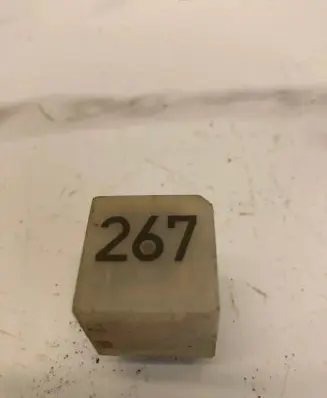 Audi A5 8T 8F Other relay 443919578C 15210000 PA66GF30