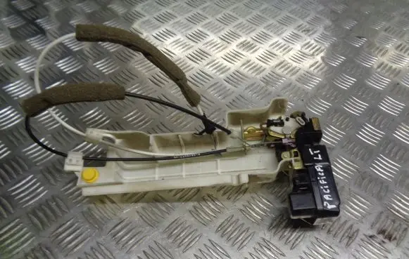 Chrysler Pacifica Rear door lock
