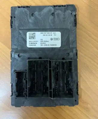 Audi Q5 SQ5 Comfort/convenience module 8W0907063CE F005V01925 8W0907063BE