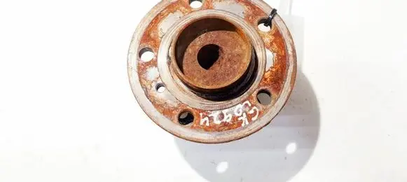 Mercedes-Benz A W169 Rear wheel hub
