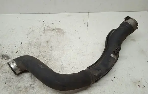 BMW 3 E90 E91 Intercooler hose/pipe 11617809834