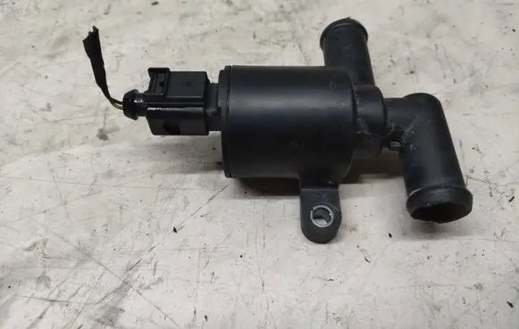 Audi A8 S8 D4 4H Electric auxiliary coolant/water pump 8K0973702