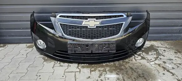 Chevrolet Cruze II Front bumper 12745335