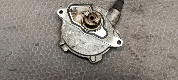 Mercedes-Benz A W169 Vacuum pump A6402300265