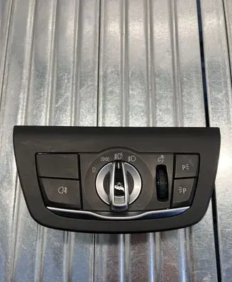 BMW X3 G01 Panel lighting control switch 9472965 06260370 3054967090578