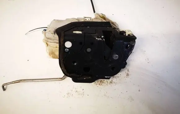 Audi A4 S4 B7 8E 8H Front door lock 8E1837015AA
