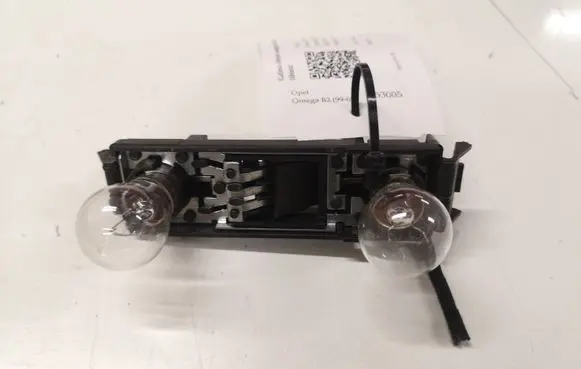 Opel Omega B2 Tail light bulb cover holder 5067