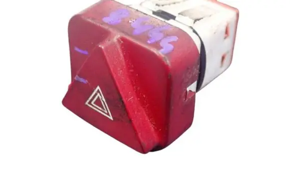 Peugeot 1007 Hazard light switch 