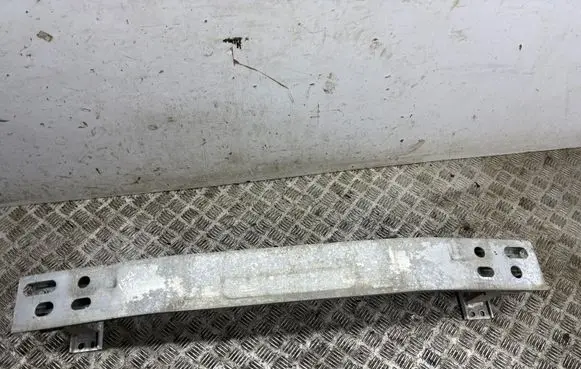 Lexus CT 200H Front bumper cross member