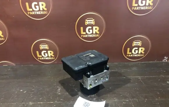 Volvo V60 ABS Pump 31329137