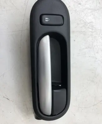 Mazda CX-7 Front door interior handle