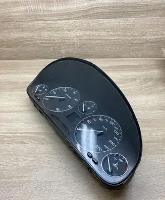 Peugeot 607 Speedometer (instrument cluster) 9629598480