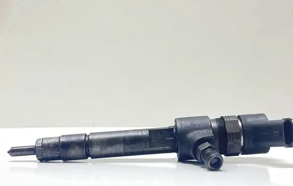 Opel Vectra C Fuel injectors set 0445110165