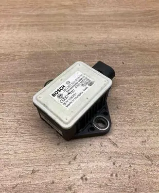 Audi A6 S6 C6 4F ESP acceleration yaw rate sensor 8E0907637B 0265005618 BVP