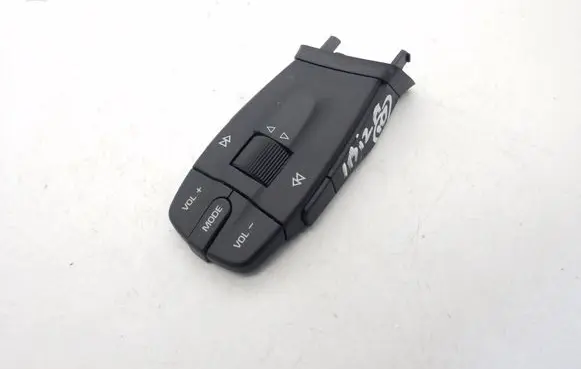 Multifunctional control switch/knob