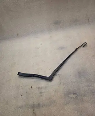Audi A8 S8 D2 4D Front wiper blade arm 