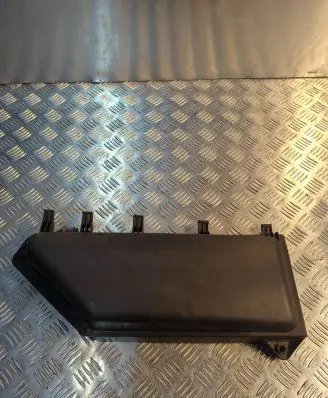 BMW 5 E60 E61 Air filter box cover 6913503 PPT20