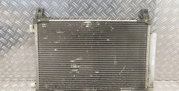 Toyota Yaris A/C cooling radiator (condenser)