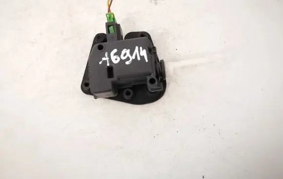 Audi A6 S6 C5 4B Central locking motor 8e9827833