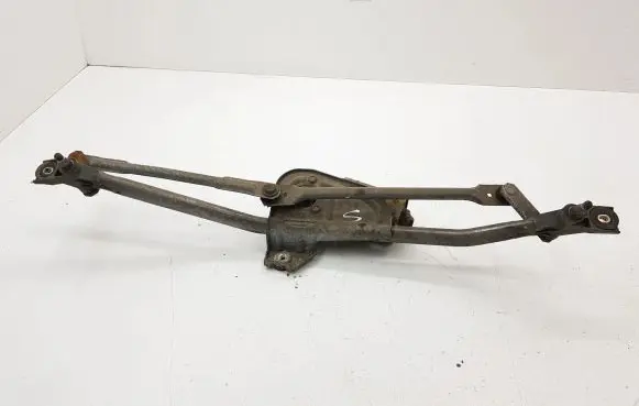 Audi A4 S4 B5 8D Front wiper linkage and motor 8D1955023 3397020390