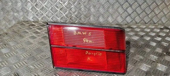 BMW 5 E34 Tailgate rear/tail lights 1384011L