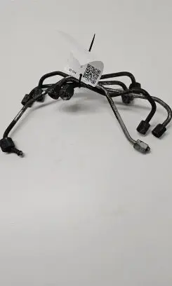 KIA Sorento Fuel injector supply line/pipe 