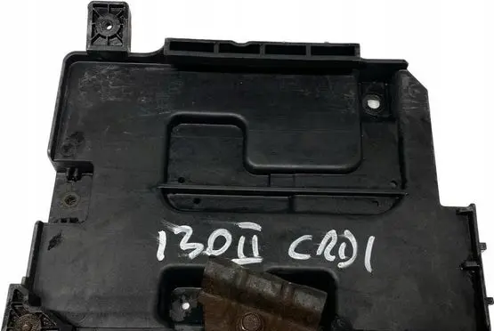Hyundai i30 Battery box tray 37150-A5000