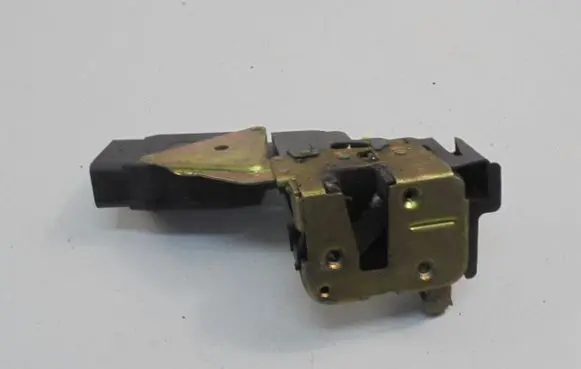 Volvo S40, V40 Front door lock