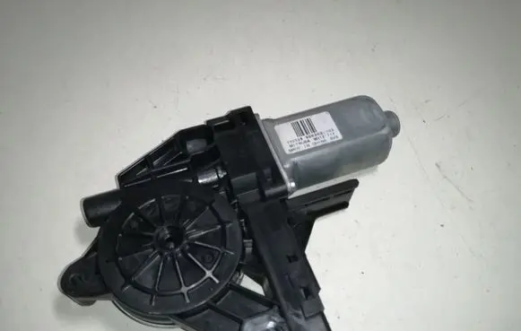 Volvo S60 Front door window regulator motor 966269102