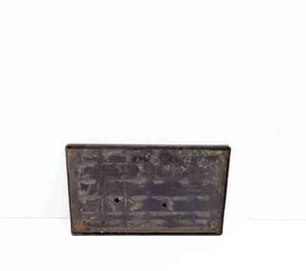 Battery box tray