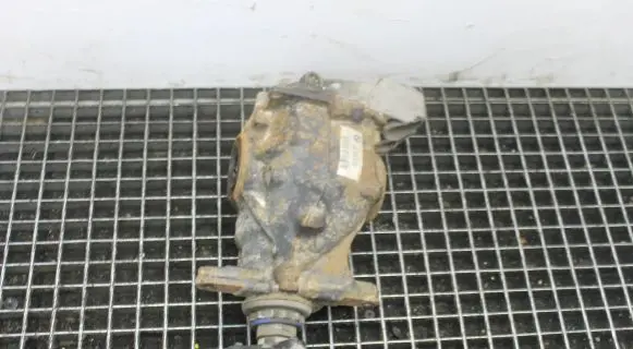 BMW 2 F22 F23 Rear differential 7616971