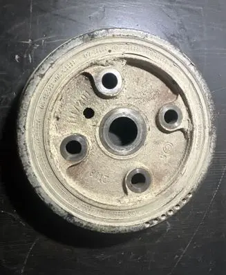 Volvo XC90 Crankshaft pulley 30731865