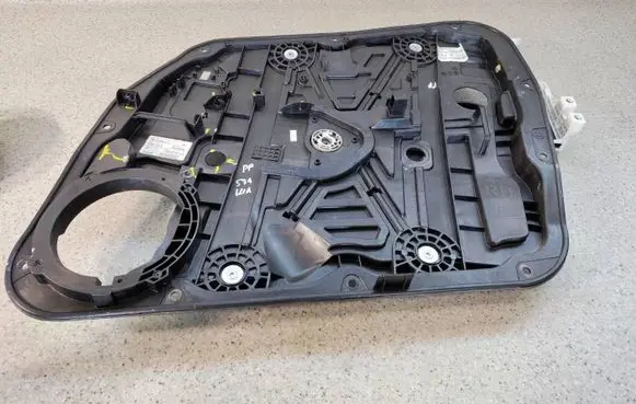 KIA Sportage Front door electric window regulator 82480-F1010