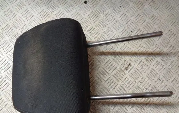 Skoda Yeti (5L) Front seat headrest 
