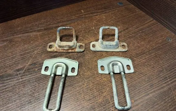 Mercedes-Benz Vito Viano W639 Loading door lock loop/hook striker A6397400132 6397400132